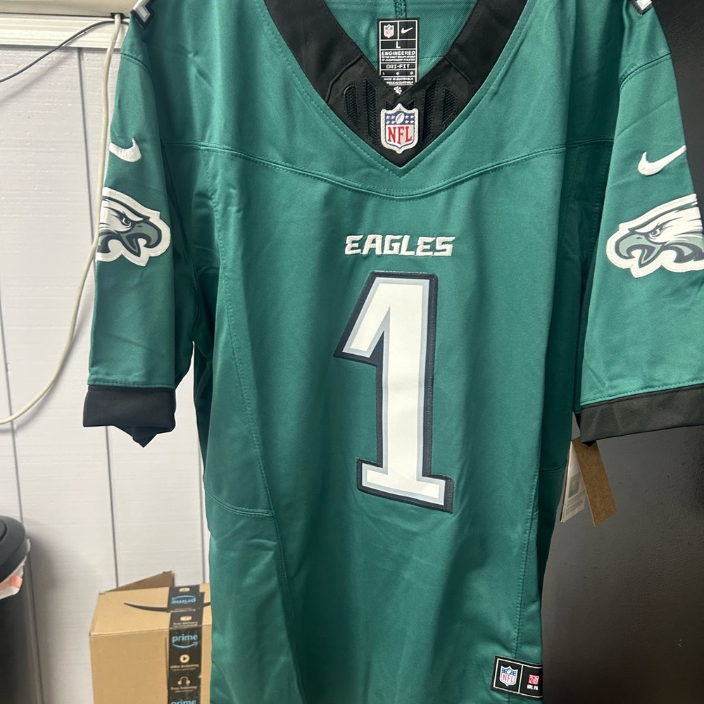 Philadelphia Eagles Jalen Hurts #1 - Picture 5 of 10